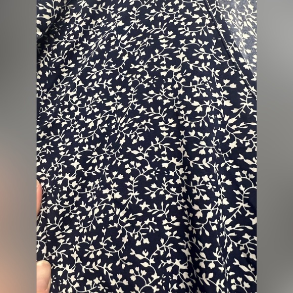 *NWOT Navy Plus Size Maxi Dress Long Sleeve V Neck Lightweight 2X - Picture 6 of 6